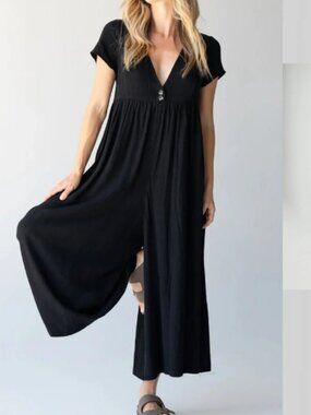 NATURAL LIFE Black Wide-Leg Short Sleeve Jumpsuit